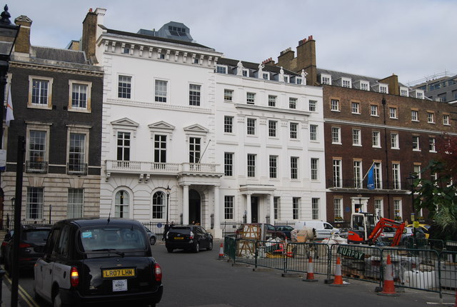11 ^ 12, St James's Square - geograph.org.uk - 4315517.jpg